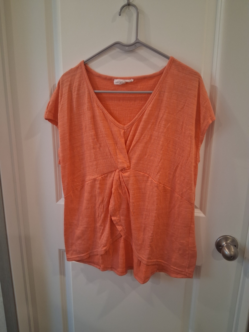 Jane and Delancey Twist-Front Short Sleeve Tee in Coral Orange Size Medium